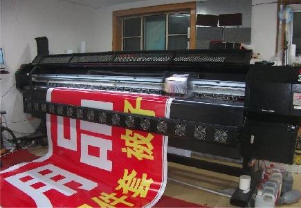  太仓喷绘广告分辨率是多少？